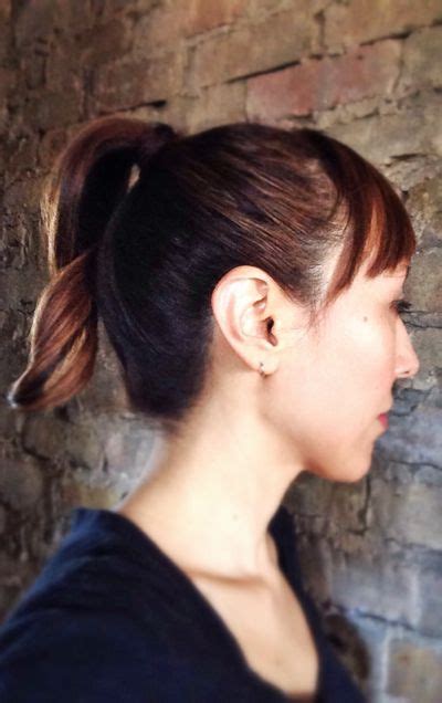A Quick And Easy Tutorial For A Polished Sleek Retro Ponytail