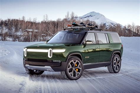 2023 Rivian R1s Suv Review New R1s Suv Ev Suv Models Carbuzz