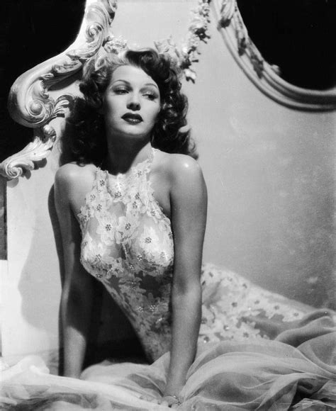 The Story Behind Rita Hayworth S Iconic Pin Up Photo Rare My Xxx Hot Girl