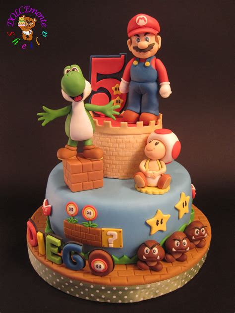 She used wilton 10 and 6 round cake pans. #FandomFriday: Coolest Super Mario Cakes