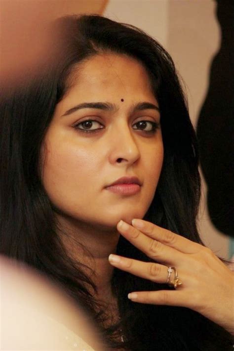 beautiful indian girl face closeup gallery anushka shetty anushka shetty