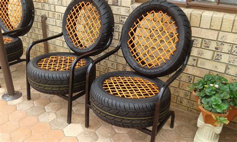 A chair made from tires Sillas de neumáticos Muebles con neumáticos Muebles con llantas