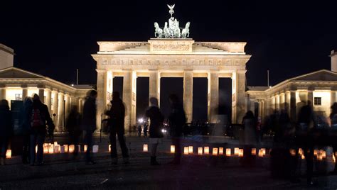 Obama To Give Speech At Berlins Brandenburg Gate