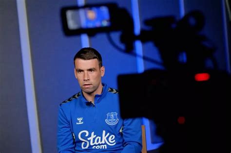 What Seamus Coleman Has Seen At Finch Farm To Give Everton Hope At Liverpool Liverpool Echo