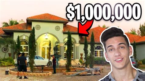 It is a way of exploring your creative side, building your brand for something and even making a little money. 10 RICH Roblox YouTubers Who Live in MILLION DOLLAR ...