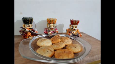 Mawa Kachori Jodhpuri Mawa Bati Indian Sweet Karanji Gujia