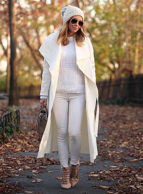 Easy And Beautiful Winter White Outfits To Wear 2020 ...