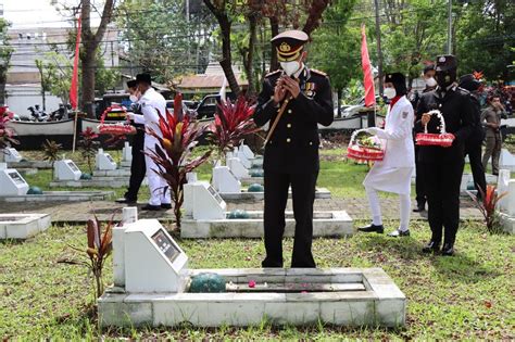 Ziarah Taman Makam Pahlawan Kepanjen Malang Post Com