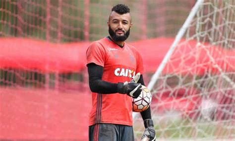Mitar no cartola fc e fazer mais pontos que os adversários não é uma tarefa fácil. Time Econômico para mitar na Rodada 26 do Cartola FC ...