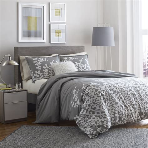 City Scene Branches Comforter Set In Gray And White Full