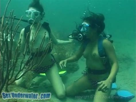 Sex Underwater Scuba Sex Underwater Glamour And Blowjobs Page