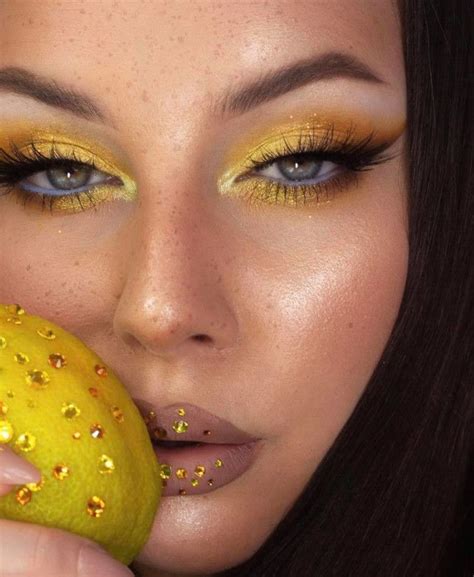 Invite Sunshine Into Your Look With The Yellow Eye Makeup Trend