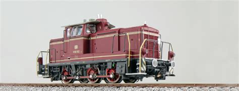 Die fahrzeuge der baureihe v 60 der deutschen reichsbahn sind dieselhydraulische rangierlokomotiven für den mittelschweren rangierdienst. ESU 31410 / 31415 Diesellok, H0, BR V60, 512,LokSound ...