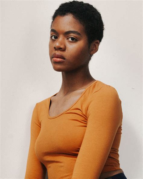 Amandla Model Samia Hampstead By Micaiah Carter Nicewow Nicewow