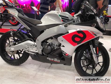 Presentation of the new aprilia sxr 160 scooter for indian consumers at the international auto expo show in delhi. Aprilia RS150 Launch, Pics, Details: Tuono 150 Launch Update