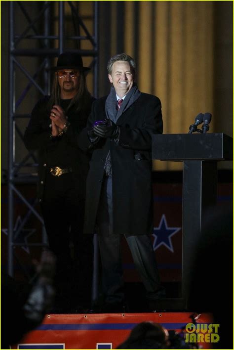 Matthew Perry And Jonah Hill Film Political Rally For Dont Look Up In Boston Photo 4508266