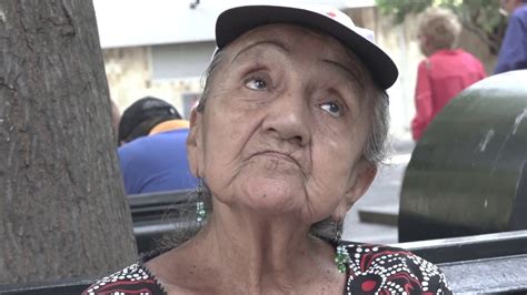 Desplaza Abuelas Corto Documental Youtube