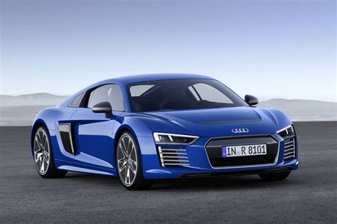 2017 Audi R8 E Tron All Electric Sports Car Live Photos