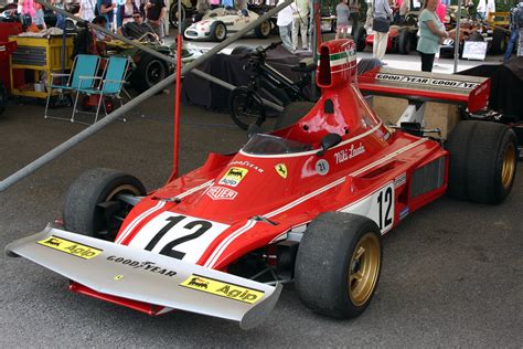 Vandaag is het precies 40 jaar geleden dat niki lauda als eerste de zwartwit geblokte vlag van de gran prix van zandvoort zag. 1974 Ferrari 312 B3 / 74 F1 - Dark-Cars Wallpapers