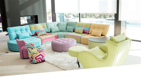 The Arianne Love sectional sofa by Famaliving California. | Muebles para departamentos pequeños ...