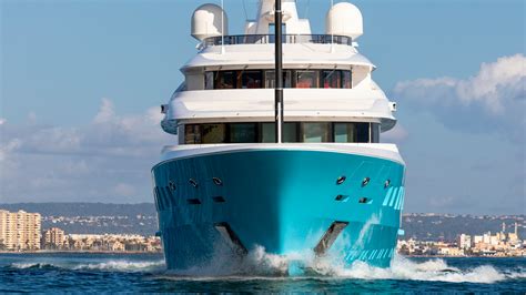 New Hull Colour Of Superyacht Axioma Is Presented For The 2020 Charter