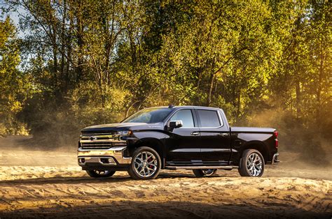 Chevrolet Debuts 2019 Silverado High Country Three Other Truck