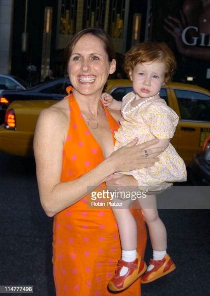 Molly Shannon And Daughter Stella During Lotsa De Casha By Madonna News Photo Getty Images