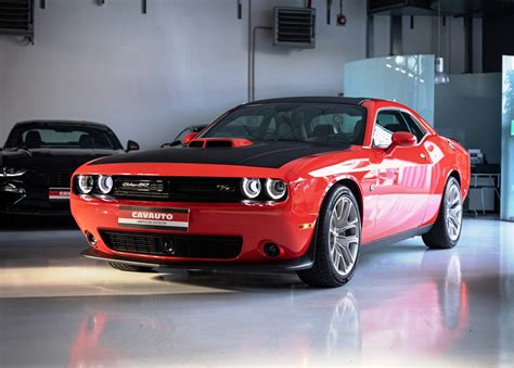 Dodge Challenger 50th Anniversary Edition Lunico Esemplare In Italia Da Cavauto