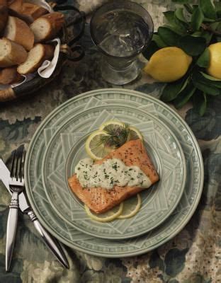 Place salmon onto foil, season with salt and pepper and squeeze 1/4 of lemon over. How to Pressure Cook Salmon Fillets | Cooking salmon ...
