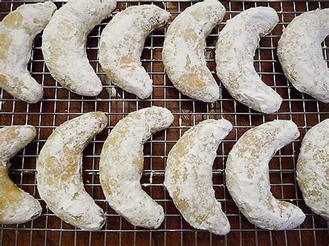 This search takes into account your taste preferences. Nut Crescents | Cookie Recipes