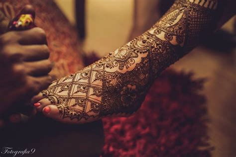 Best & latest mehndi dizain collection images to try in. A Delhi wedding with an 'Office'-ial love story | WedMeGood