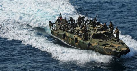 Iran Seizes Us Sailors Amid Claims Of Spying The New York Times