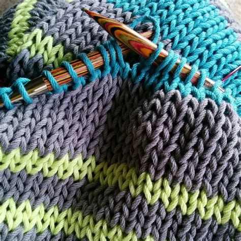 10 Striped Scarf Knitting Pattern - The Funky Stitch