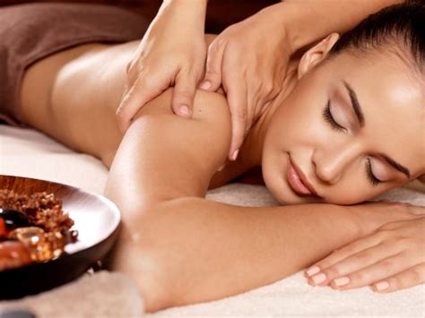 Comfort Touch Massage Full Body 55 Mins Lumia Spa