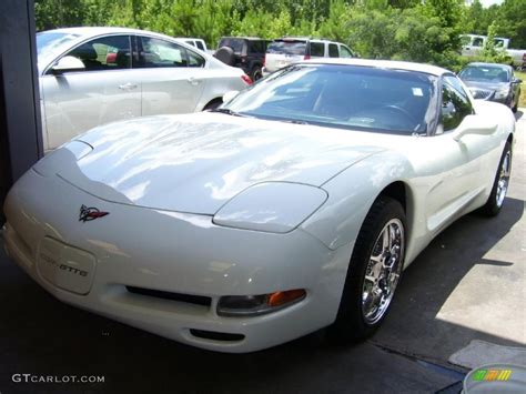 1999 Arctic White Chevrolet Corvette Coupe 33744744