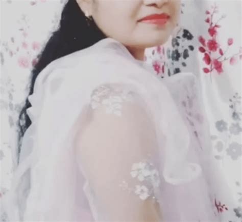 On A Scale Of 1 To 10 How Much Will You Give My Sexy Desi Maid Kaamwali Naukrani R