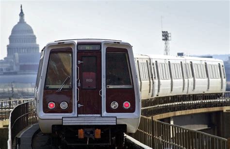 16 Thoughts We All Have On The Dc Metro
