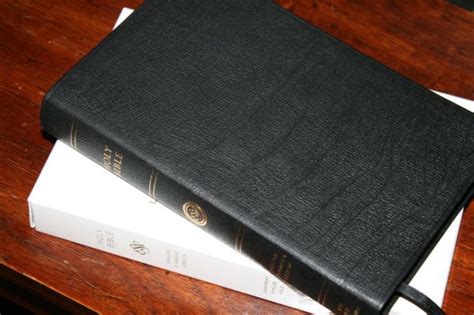 Crossway Large Print Thinline Bible Review 45 Bible Buying Guide