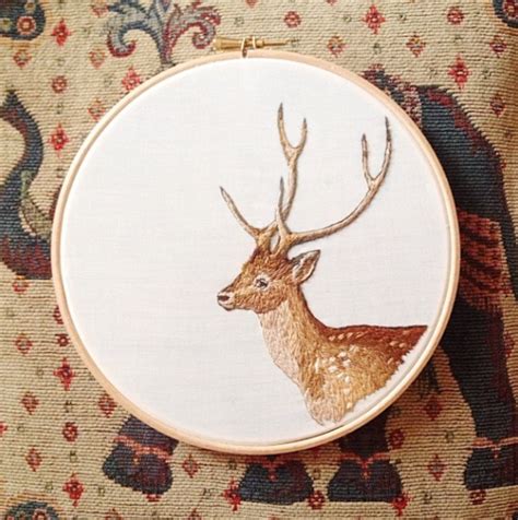 Wildlife Embroidery On Behance Embroidery Hand