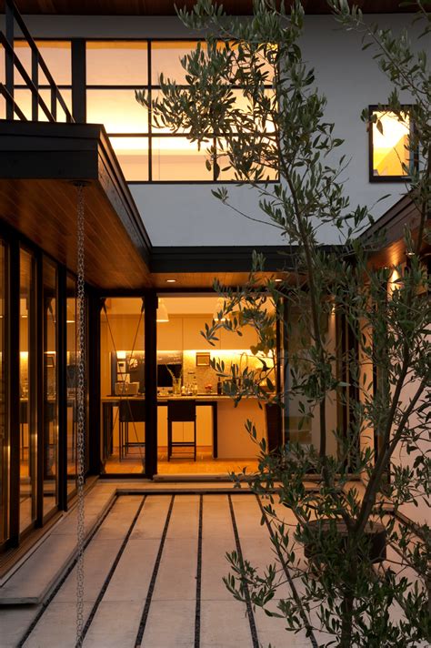 House With The Bath Of Bird De Sakurayama Architect Design Homify