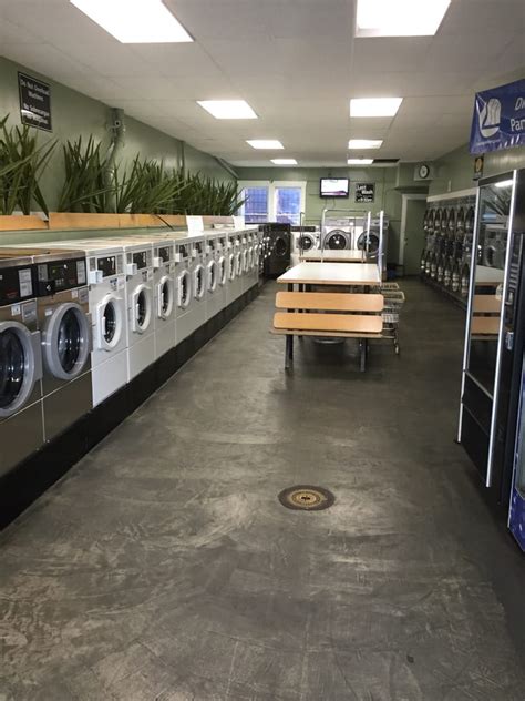 Precita Clean Laundromat 17 Photos And 14 Reviews Laundromat 3210