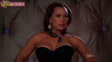 Naked Vanessa Williams In Ugly Betty