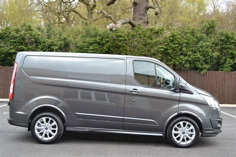 201616 Ford Transit Custom Sport 22tdci 155ps Magnetic Grey 3 Ford