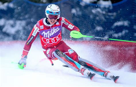 Alpine skier henrik kristoffersen was introduced to skiing at the age of five by his father, former ski racer lars kristoffersen. Henrik Kristoffersen's Bio: Girlfriend,Net Worth,Mother ...