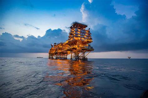 Bangkok Post Chevron Suspends Production At Stricken Oil Field
