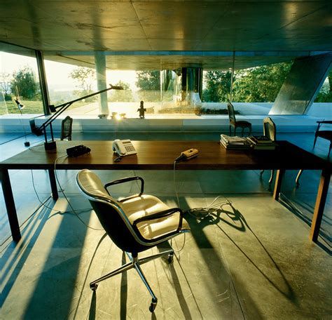 For many years this family was thinking about building a new home. Revisiting the Maison à Bordeaux / Lemoine by Rem Koolhaas ...