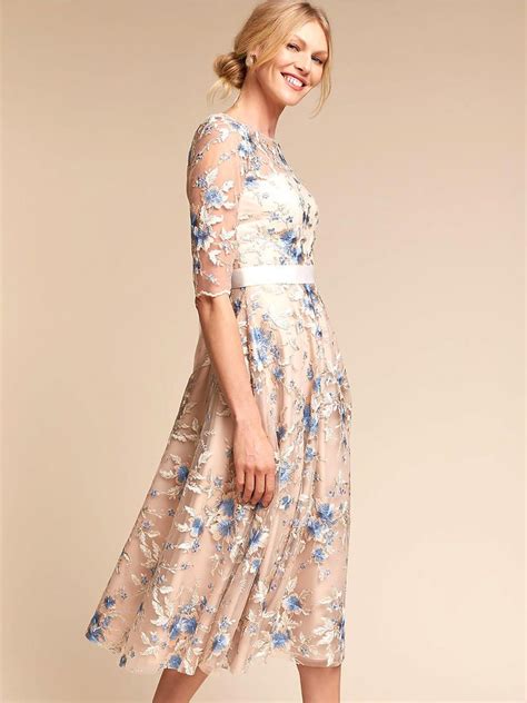 50 Gorgeous Spring Wedding Guest Dresses To Wear In 2023 Spring