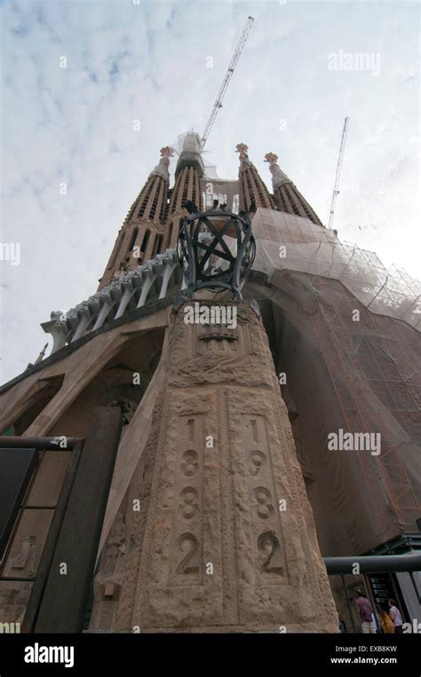 Passionsfassade In Der Sagrada Familia Fotos Und Bildmaterial In