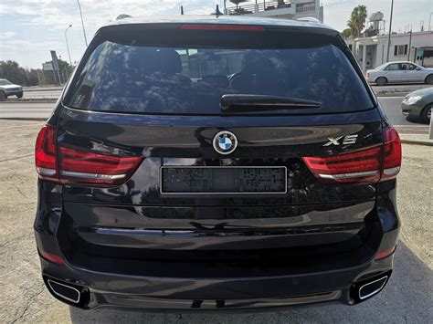 Dimensions, seating comfort, and features. BMW X5 M40d 7 Seater | M Michael Luxury Cars