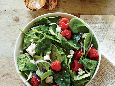 Spinach Salad With Berries And Goat Cheese Recipe Myrecipes